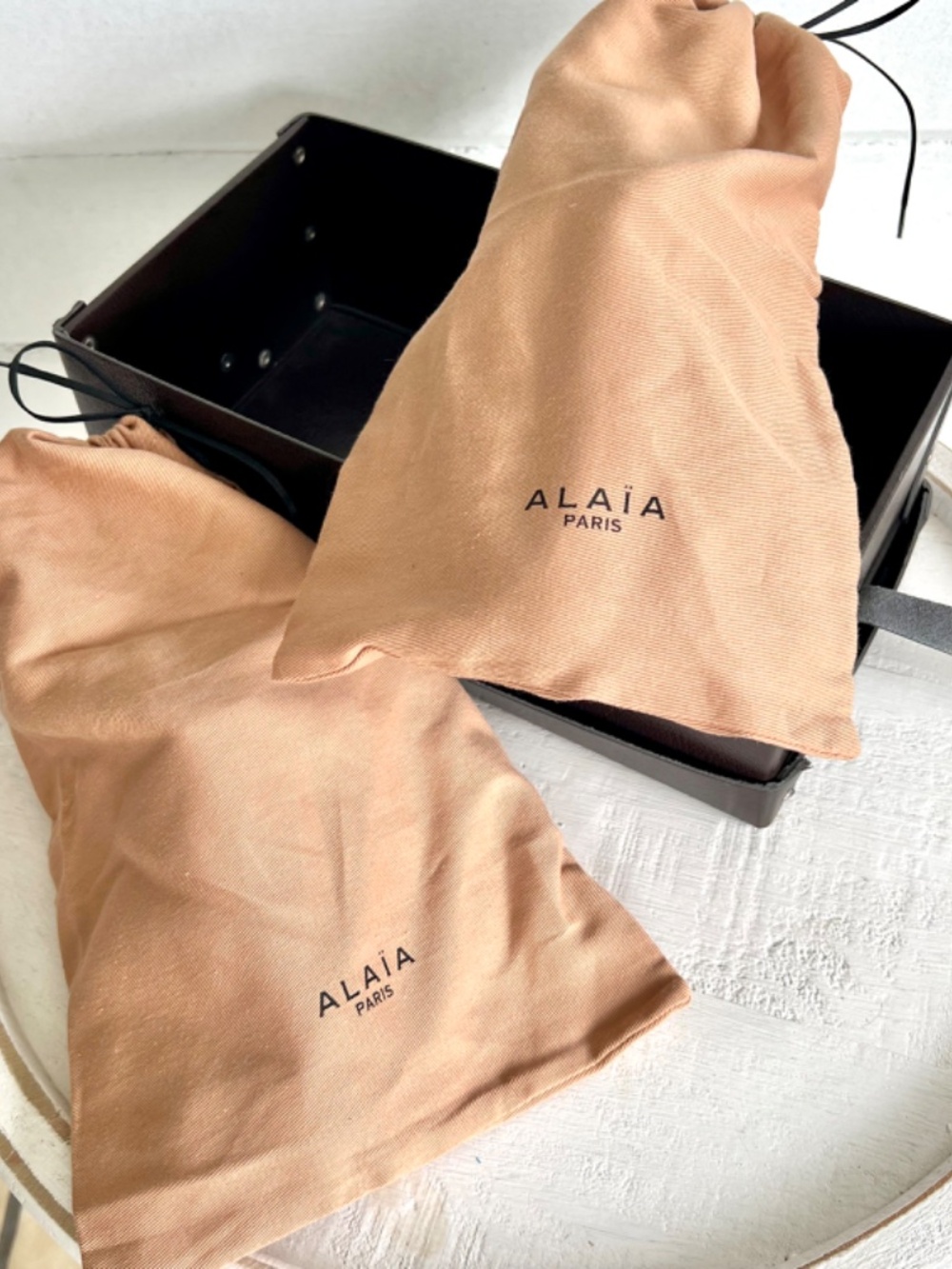 ALAIA PARIS Laser Cut Lace Up Oxfords in Black - with Dust Bags & Box - 39 1/2 - Picture 15 of 15